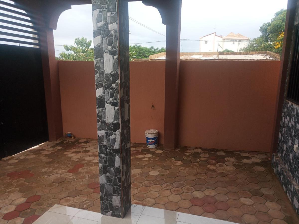 Residence Lynda Prestige Ouagadougou Zimmer foto